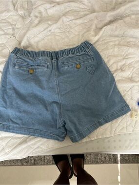 Light Blue Denim Women's Shorts with Elastic Waist, Brand New never worn